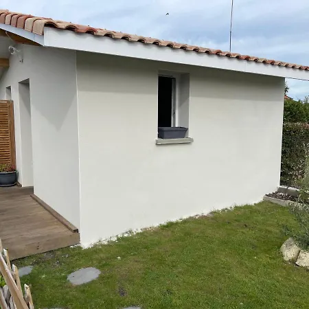 Joli Neuf Equipe, Wifi Apartment *